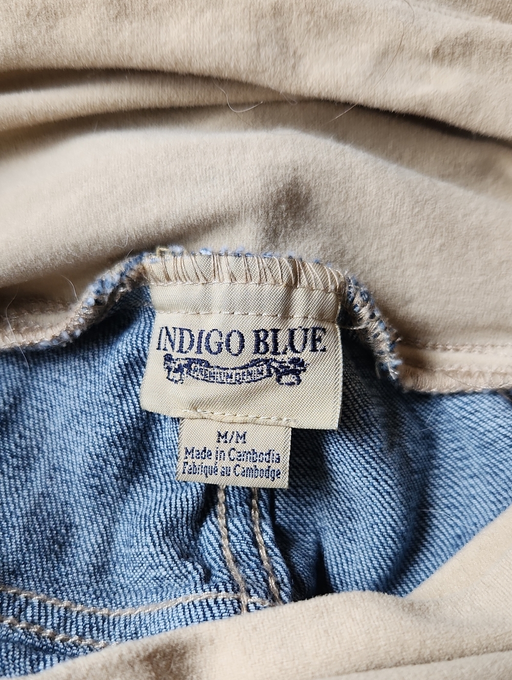 Maternity Capris - Picture 5 of 5